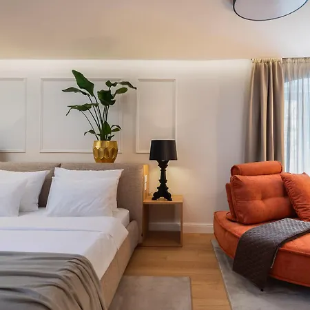 Apartmán Golden Gate Luxury - Unique Unesco Location Split