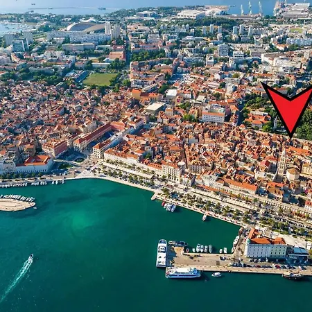 Golden Gate Luxury - Unique Unesco Location דירה